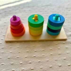 Lovevery Wood Twist & Pivot Pattern Puzzle